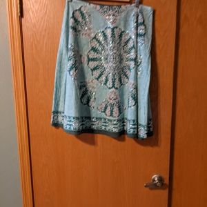 A-line skirt with a musical festival vibe size M